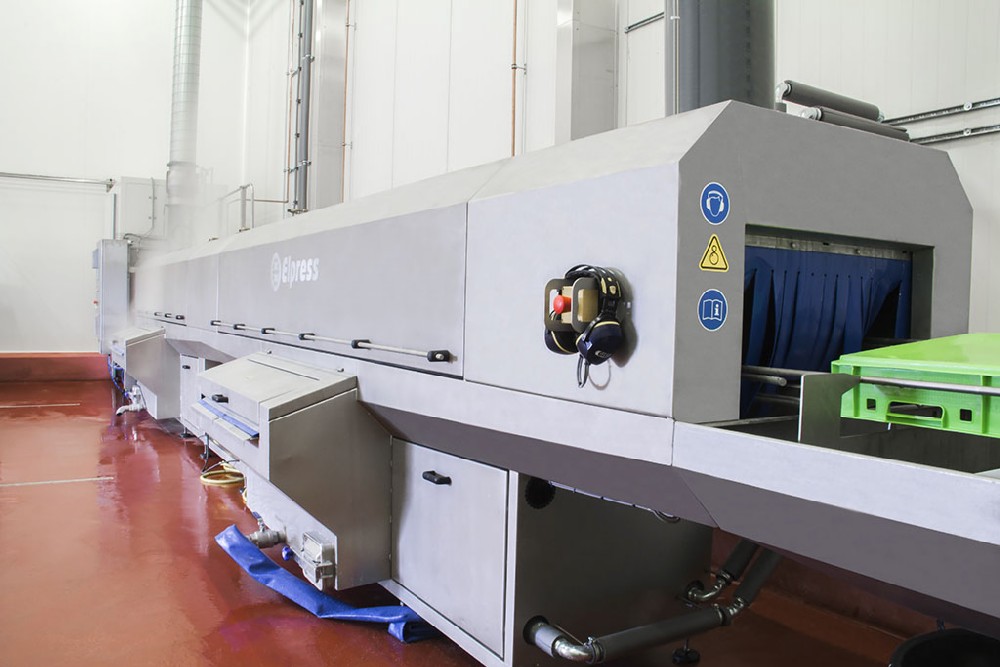 De machine waarmee fust wordt gereinigd